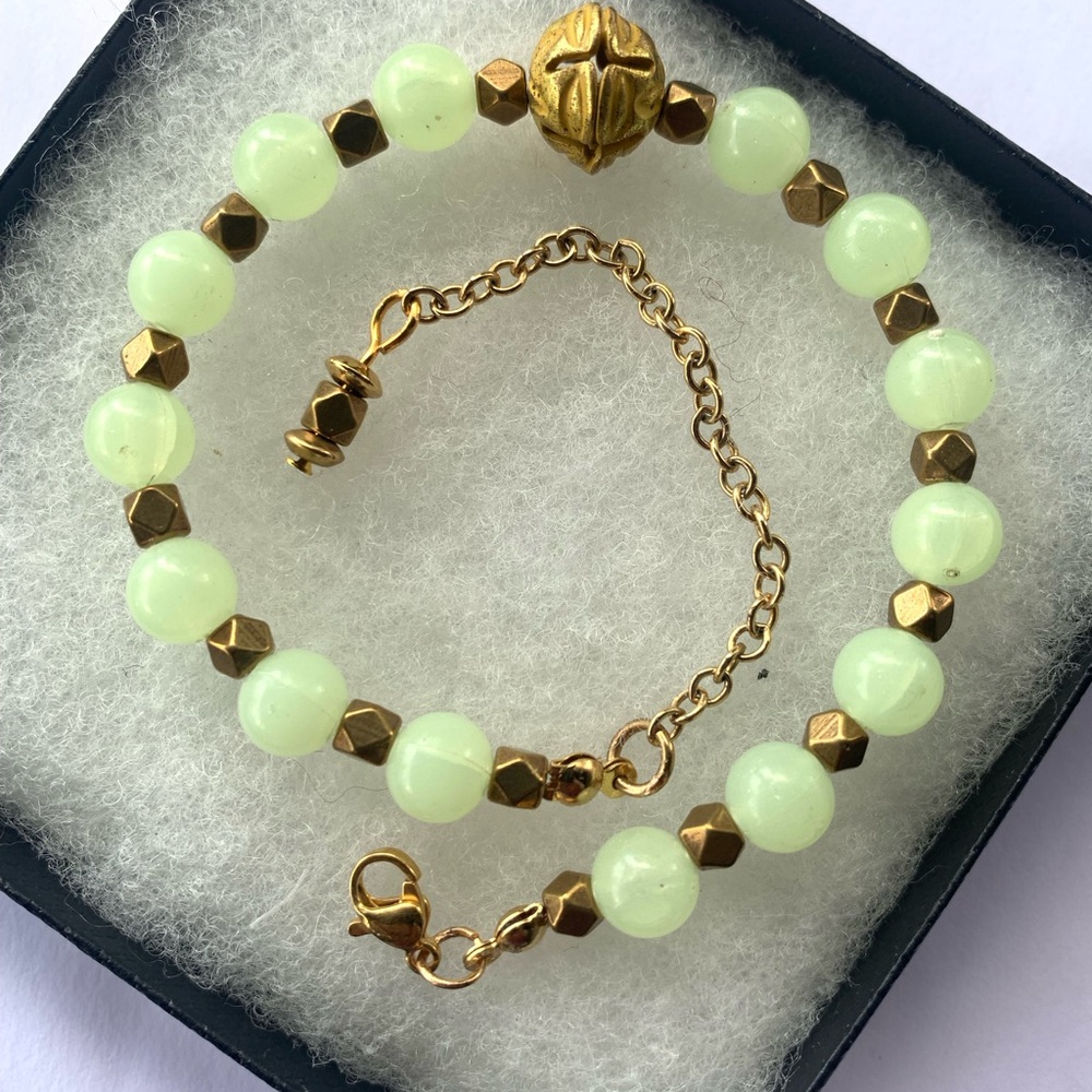 Handmade Gold and Pale Green Beaded Bracelet - Elegant Women's Jewelry